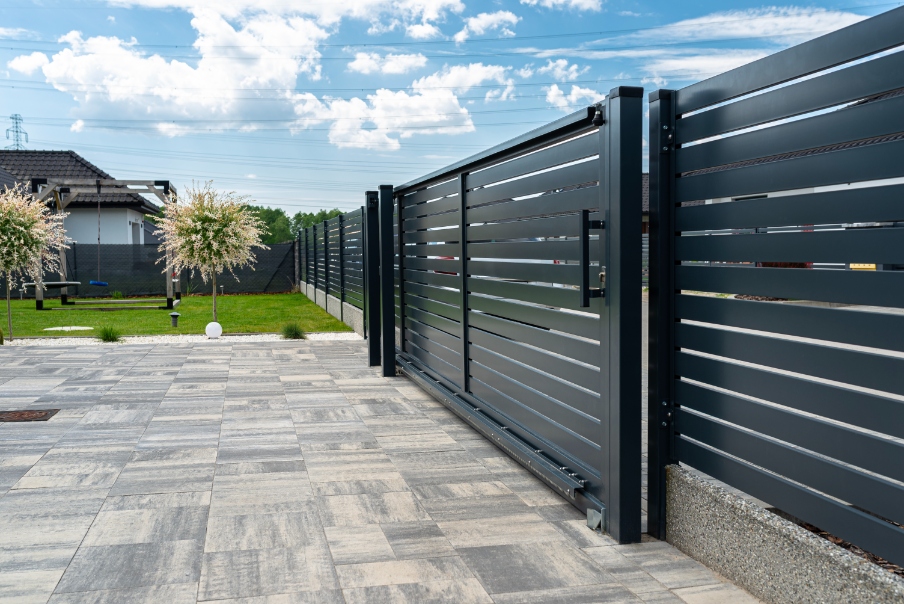 Creative Ideas for Custom Gates and Fences